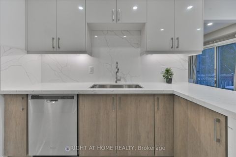 Photo 11 at 39 Devondale Street, Courtice, Clarington