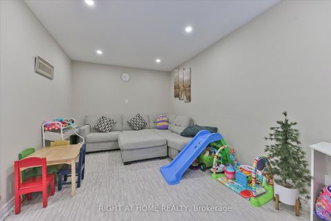 Photo 14 at 39 Devondale Street, Courtice, Clarington