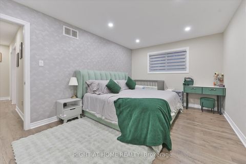 Photo 20 at 39 Devondale Street, Courtice, Clarington