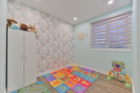 Photo 26 at 39 Devondale Street, Courtice, Clarington