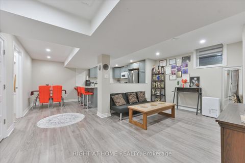 Photo 28 at 39 Devondale Street, Courtice, Clarington