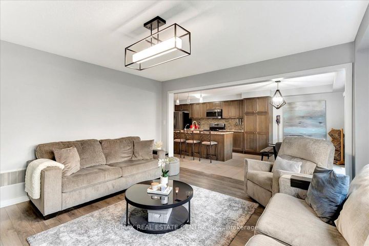 Photo 17 at 30 Scarletwood Street, Stoney Creek Mountain, Hamilton