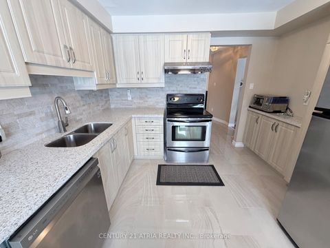 Photo 9 at 79 Maitland Drive, Milliken Mills West, Markham