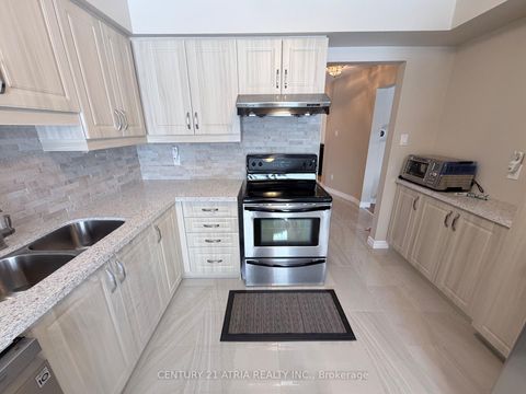 Photo 21 at 79 Maitland Drive, Milliken Mills West, Markham
