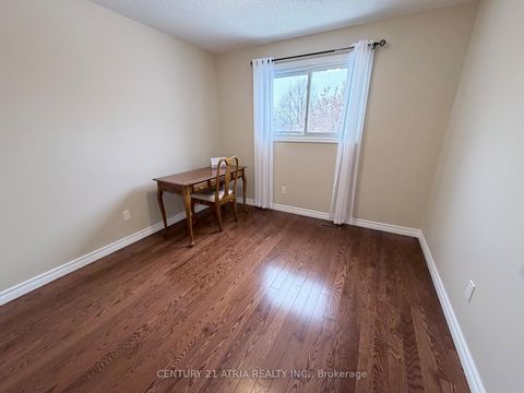 Photo 27 at 79 Maitland Drive, Milliken Mills West, Markham