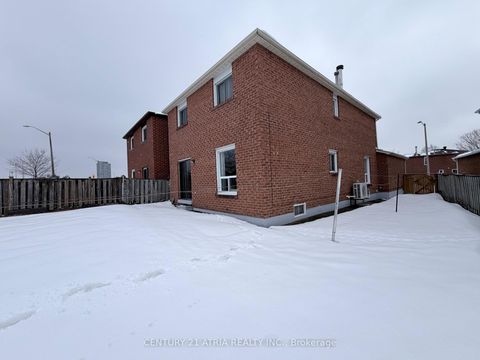 Photo 37 at 79 Maitland Drive, Milliken Mills West, Markham