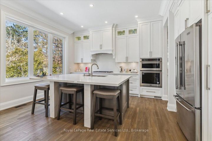 Photo 7 at 1211 Pinegrove Road, WO West, Oakville