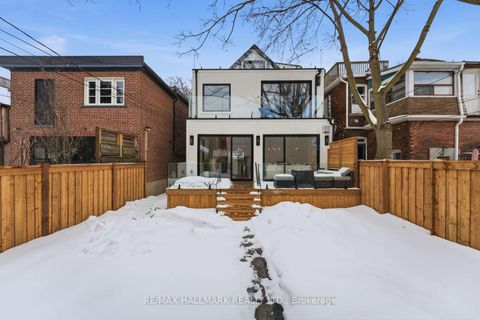 Photo 27 at 90 Garden Avenue, Roncesvalles, Toronto