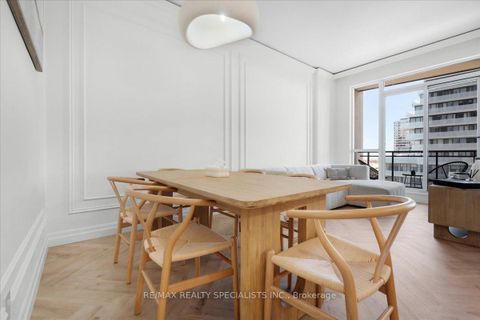 Photo 15 at 621 - 4011 Brickstone Mews, City Centre, Mississauga