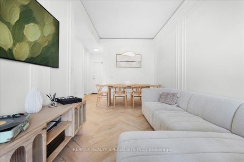 Photo 18 at 621 - 4011 Brickstone Mews, City Centre, Mississauga