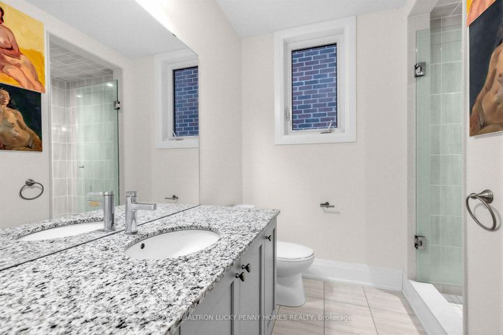 Photo 6 at 62 Hesperus Road, Patterson, Vaughan