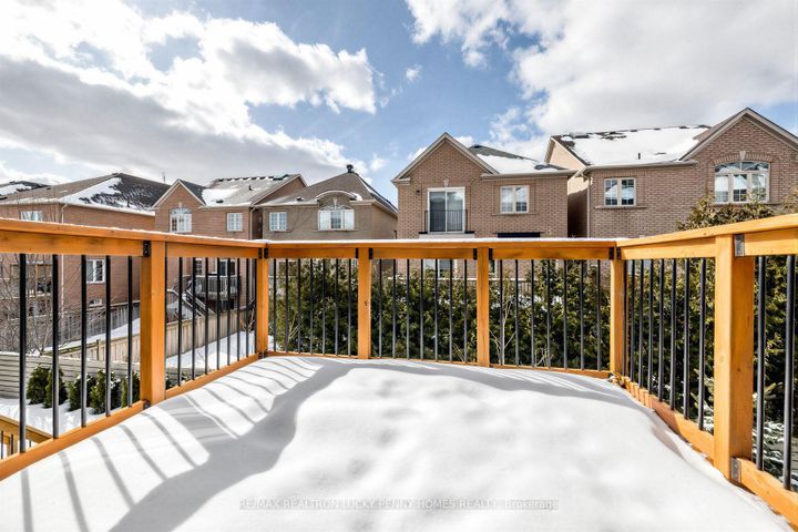 Photo 11 at 62 Hesperus Road, Patterson, Vaughan