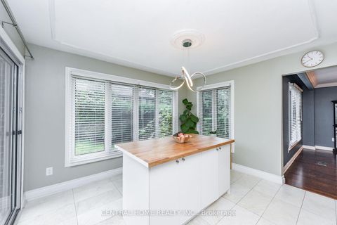 Photo 12 at 4 Robaldon Road, Humber Valley, Toronto