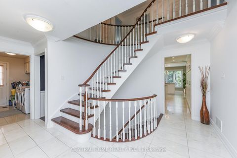 Photo 20 at 4 Robaldon Road, Humber Valley, Toronto