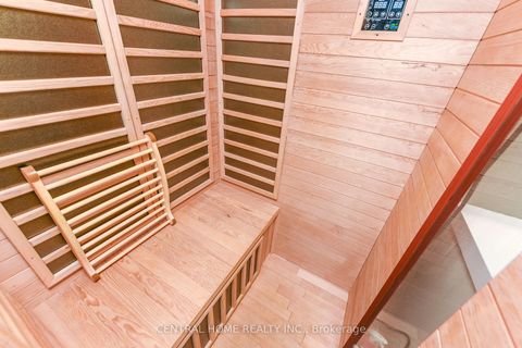 Photo 31 at 4 Robaldon Road, Humber Valley, Toronto