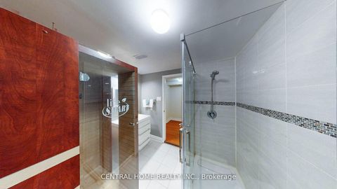 Photo 35 at 4 Robaldon Road, Humber Valley, Toronto