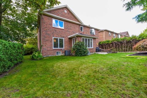 Photo 39 at 4 Robaldon Road, Humber Valley, Toronto