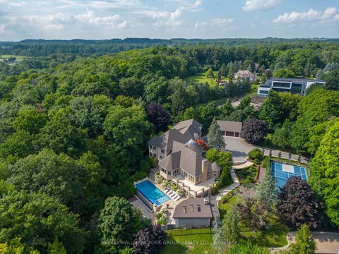 Photo 1 at 24 Dew Drop Court, Rural Vaughan, Vaughan