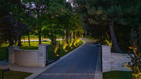 Photo 2 at 24 Dew Drop Court, Rural Vaughan, Vaughan