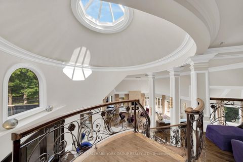 Photo 12 at 24 Dew Drop Court, Rural Vaughan, Vaughan