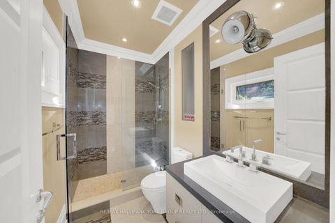 Photo 17 at 24 Dew Drop Court, Rural Vaughan, Vaughan