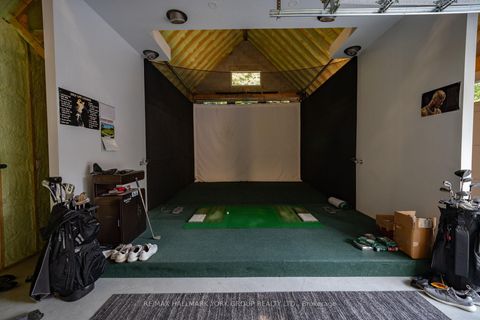 Photo 33 at 24 Dew Drop Court, Rural Vaughan, Vaughan