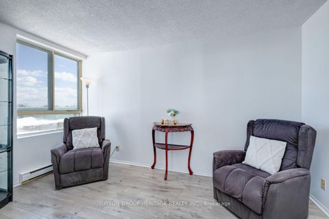 Photo 7 at 406 - 61 Markbrook Lane, Jamestown, Toronto