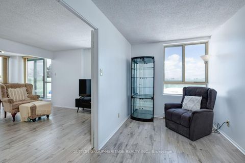 Photo 8 at 406 - 61 Markbrook Lane, Jamestown, Toronto