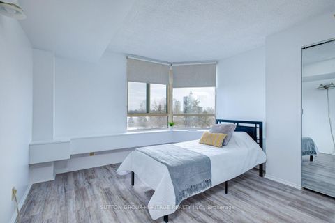 Photo 17 at 406 - 61 Markbrook Lane, Jamestown, Toronto
