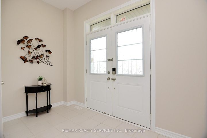 Photo 3 at 24 Bachelor Street, Northwest Brampton, Brampton