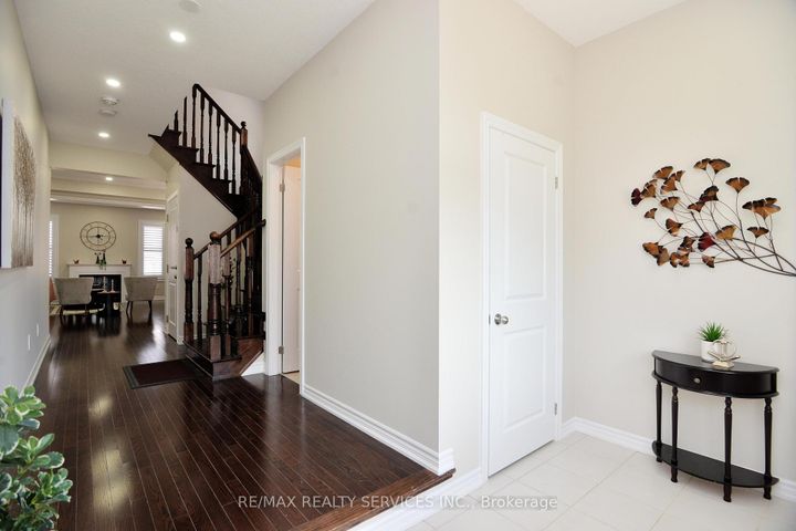 Photo 4 at 24 Bachelor Street, Northwest Brampton, Brampton