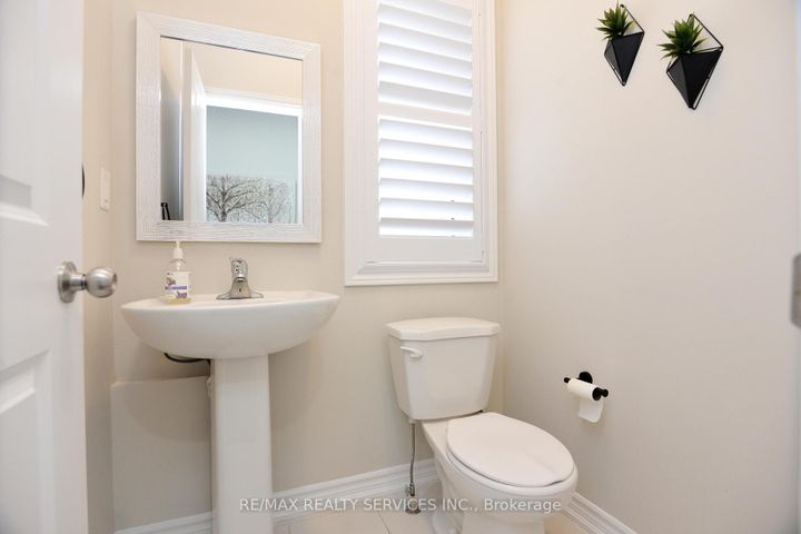 Photo 19 at 24 Bachelor Street, Northwest Brampton, Brampton