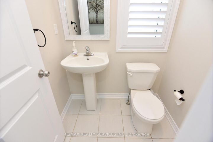 Photo 20 at 24 Bachelor Street, Northwest Brampton, Brampton