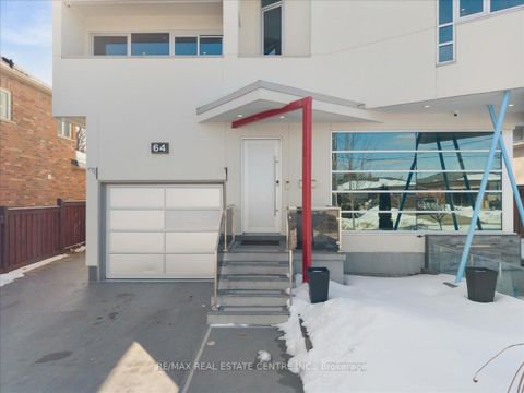 Photo 2 at 64 Aviemore Drive, Humber Summit, Toronto