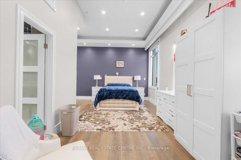 Photo 22 at 64 Aviemore Drive, Humber Summit, Toronto