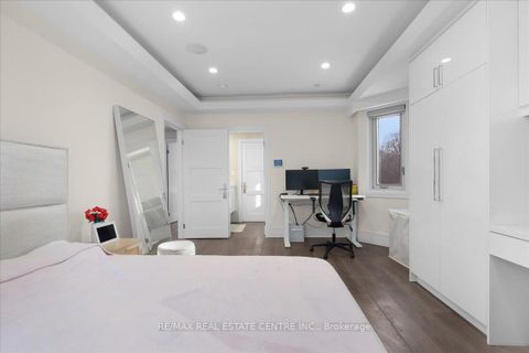 Photo 34 at 64 Aviemore Drive, Humber Summit, Toronto