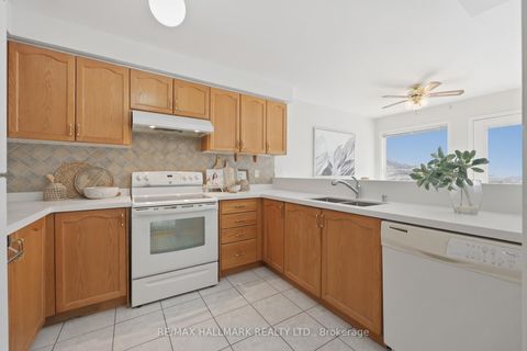 Photo 6 at 10 Ferris Street, Langstaff, Richmond Hill