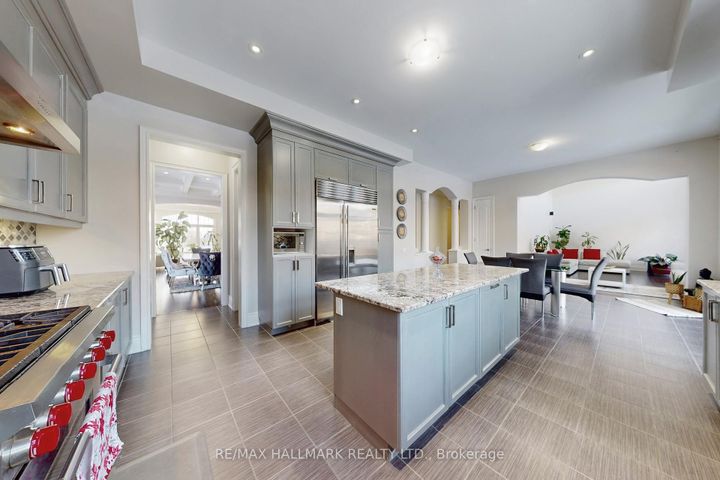 Photo 19 at 64 Chesney Crescent, Kleinburg, Vaughan