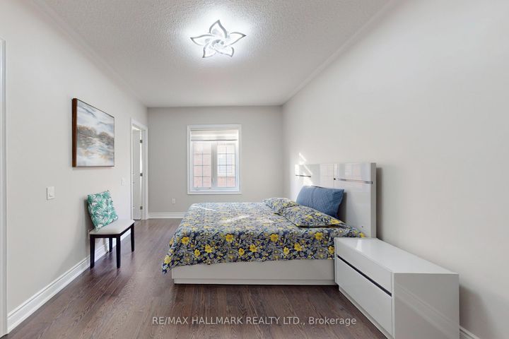 Photo 34 at 64 Chesney Crescent, Kleinburg, Vaughan