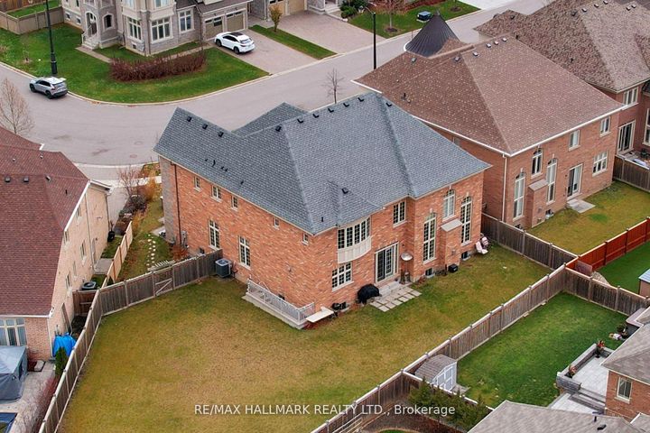 Photo 46 at 64 Chesney Crescent, Kleinburg, Vaughan