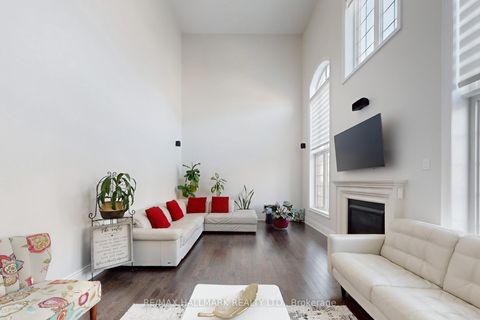 Photo 8 at 64 Chesney Crescent, Kleinburg, Vaughan