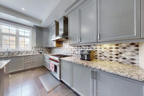 Photo 15 at 64 Chesney Crescent, Kleinburg, Vaughan