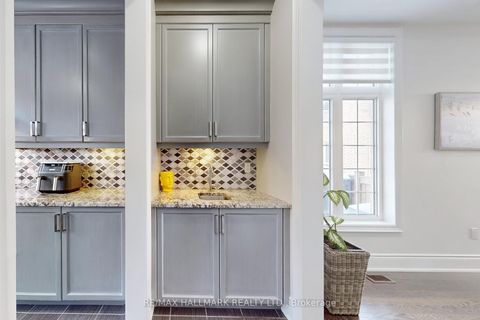 Photo 20 at 64 Chesney Crescent, Kleinburg, Vaughan