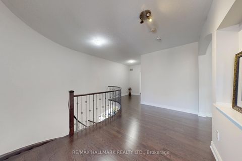 Photo 25 at 64 Chesney Crescent, Kleinburg, Vaughan