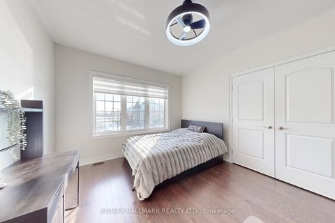 Photo 35 at 64 Chesney Crescent, Kleinburg, Vaughan