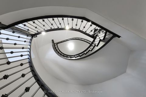 Photo 38 at 64 Chesney Crescent, Kleinburg, Vaughan