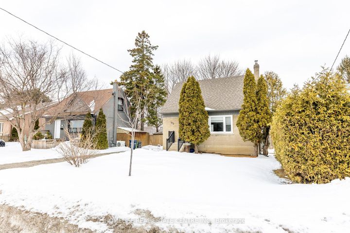 Photo 1 at 172 Calvington Drive, CFB, Toronto