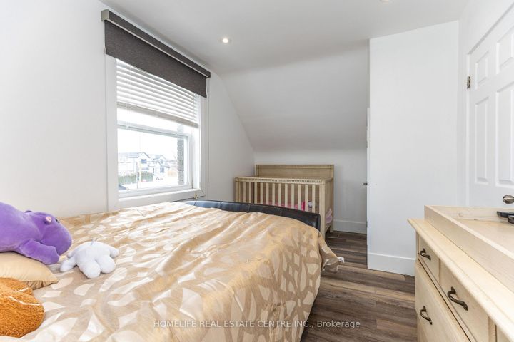 Photo 27 at 172 Calvington Drive, CFB, Toronto