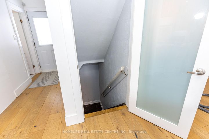 Photo 30 at 172 Calvington Drive, CFB, Toronto