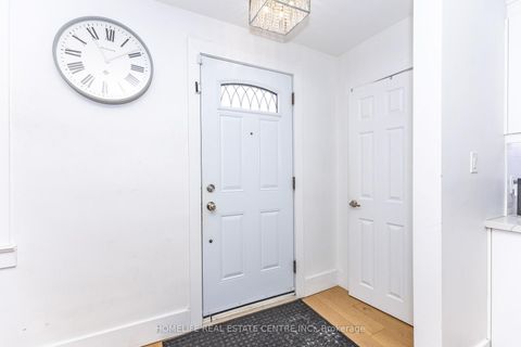 Photo 6 at 172 Calvington Drive, CFB, Toronto